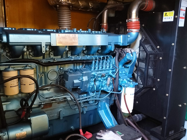 封开磷酸铁锂蓄电池的使用寿命与哪些因素有关？