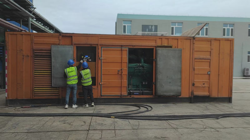 封开如何检查柴油发电机组的机油油位？